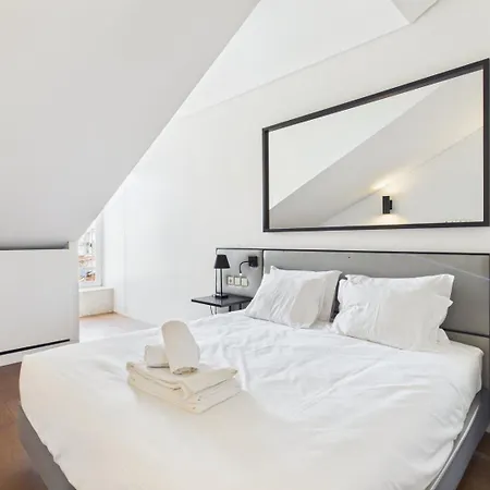 Stylish 1br W/ Sofa Bed - Prime Cais Do Sodre | By Airnest Διαμέρισμα Lisboa
